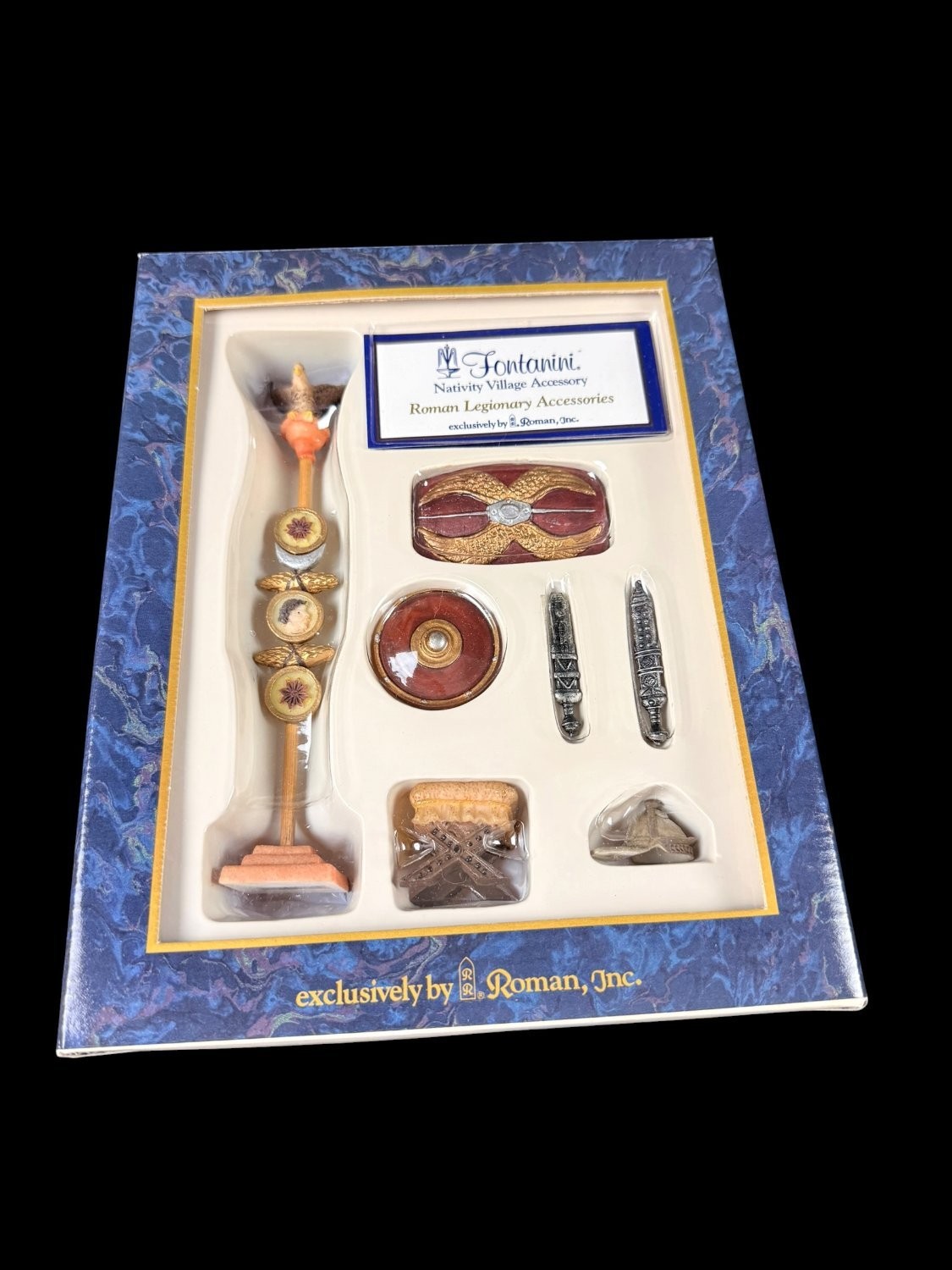 Fontanini Roman Legionary Accessories Nativity Village Figure Set 51177 in Box Fontanini Roman Legionary Accessories Nativity Village Figure Set 51177 in Box
