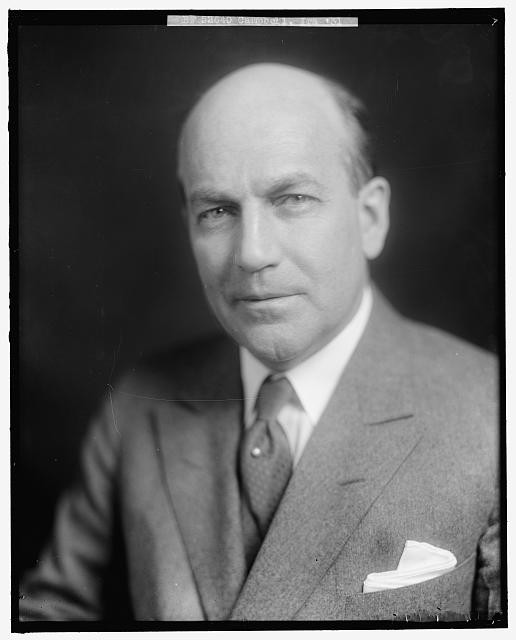 Photo:Ira Campbell Portrait 1930s Man in Suit Studio Headshot