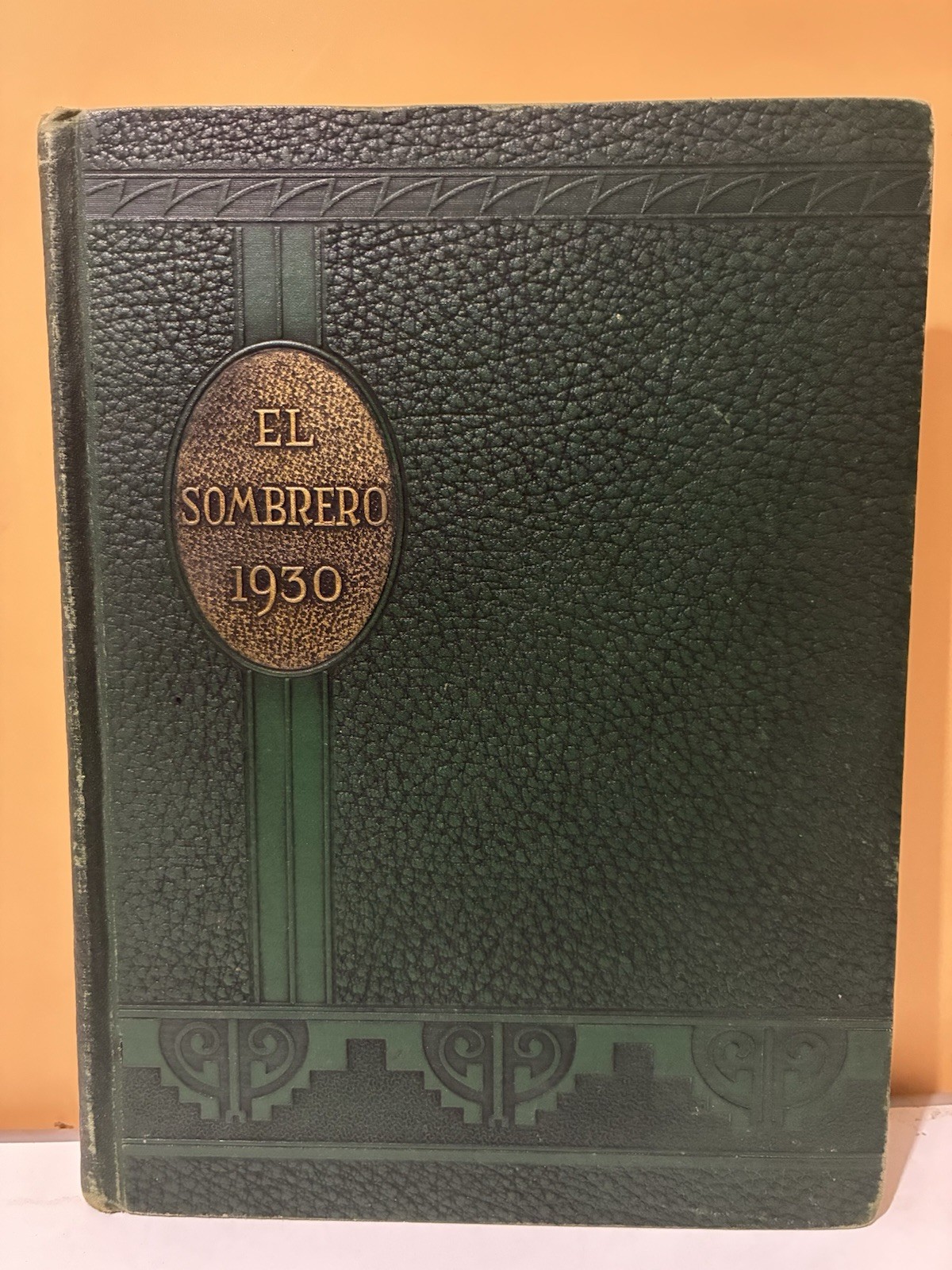 1930 Main Avenue High School Yearbook EL SOMBRERO 1930 - San Antonio Texas