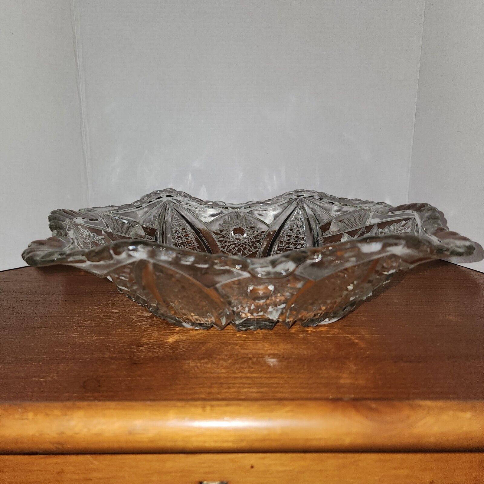 Vintage Cut Glass Lead Crystal Scalloped Edge Bowl