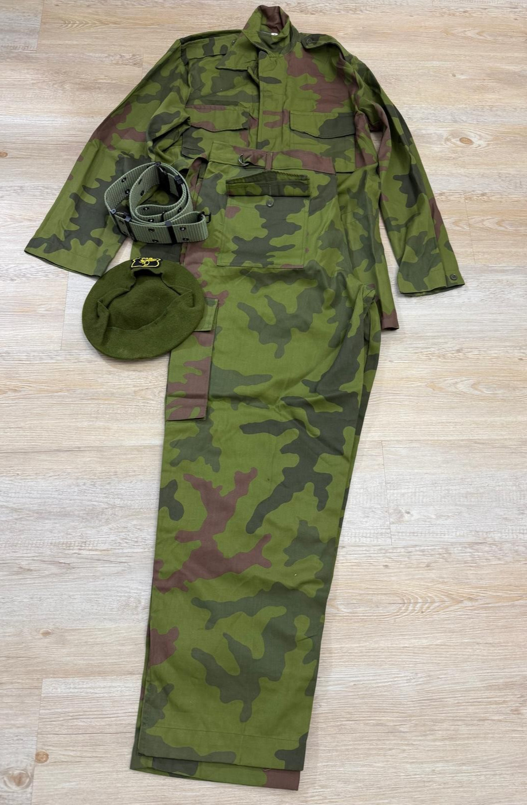 Cuban FAR Avispas Negras Military Camouflage Uniform Beret Belt Full Set Cuba