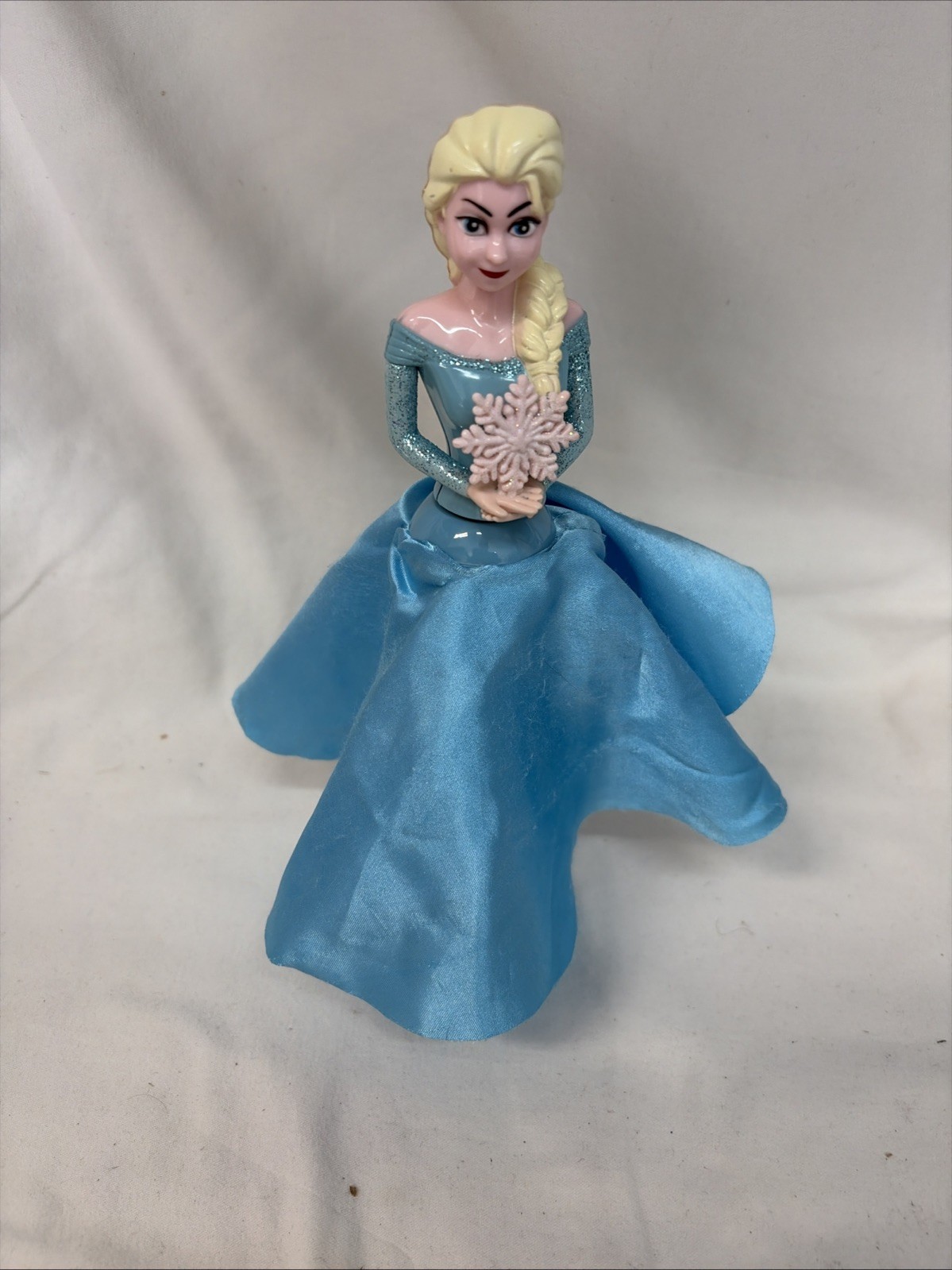 Disney Parks Elsa With Spinning Skirt Spins Tested Works