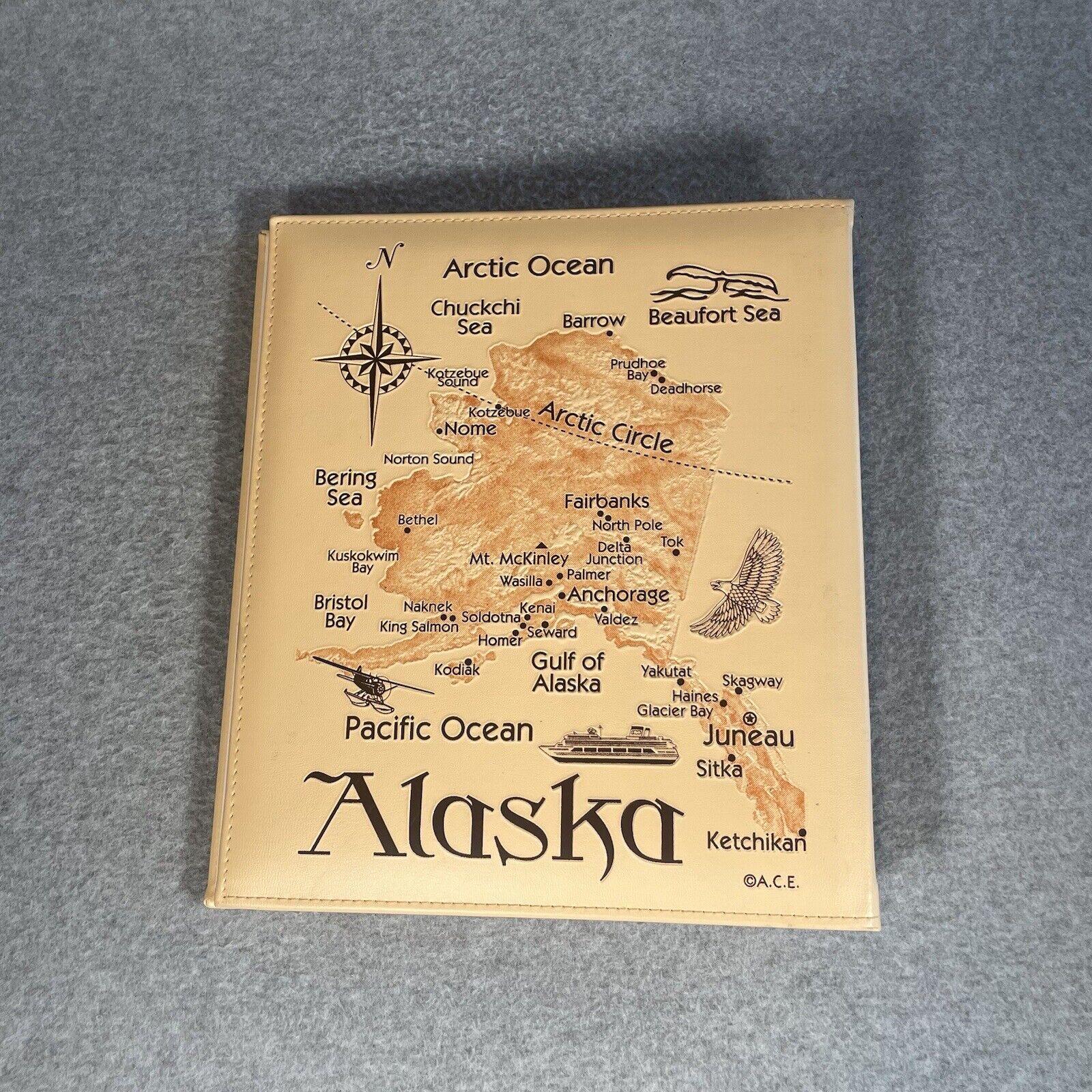 ACE Arctic Circle Ent Alaska Photo Album E-Z Load Memory Book Embossed 8.5x10.5\