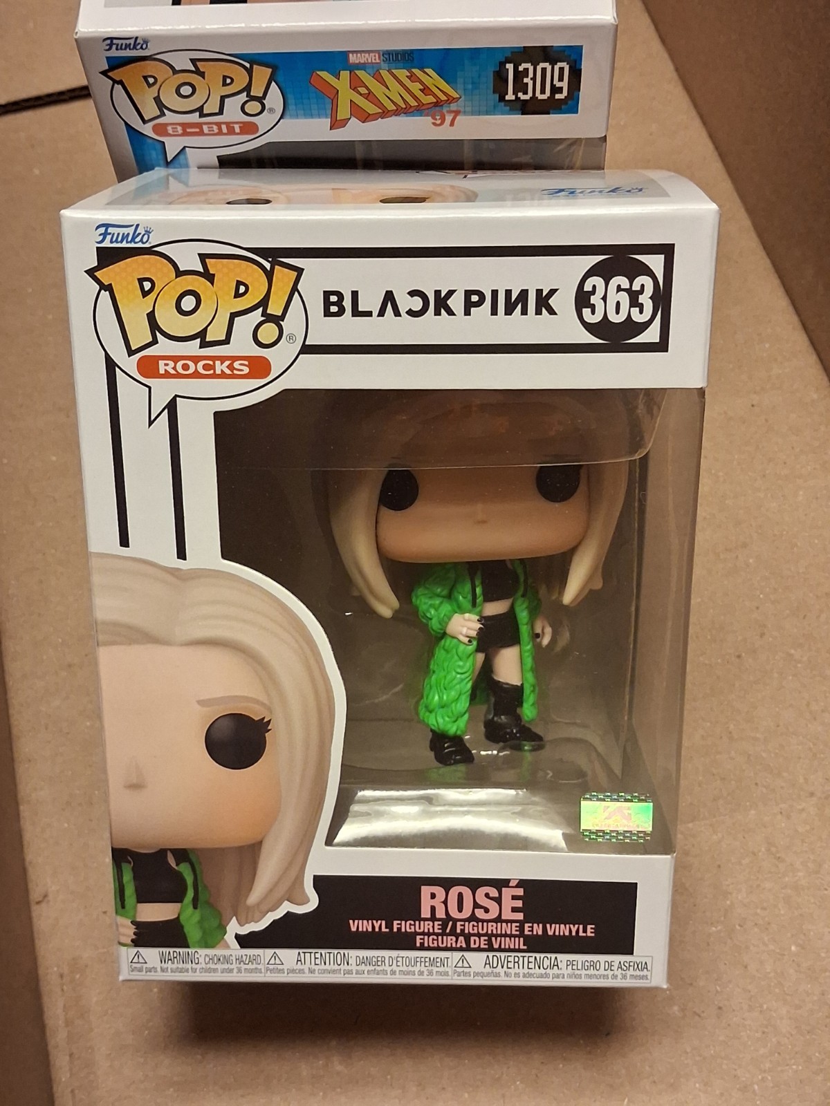 Funko Pop Vinyl: BlackPink- Rosé From Shut Down #363 #FF4 Funko Pop Vinyl: BlackPink- Rosé From Shut Down #363 #FF4