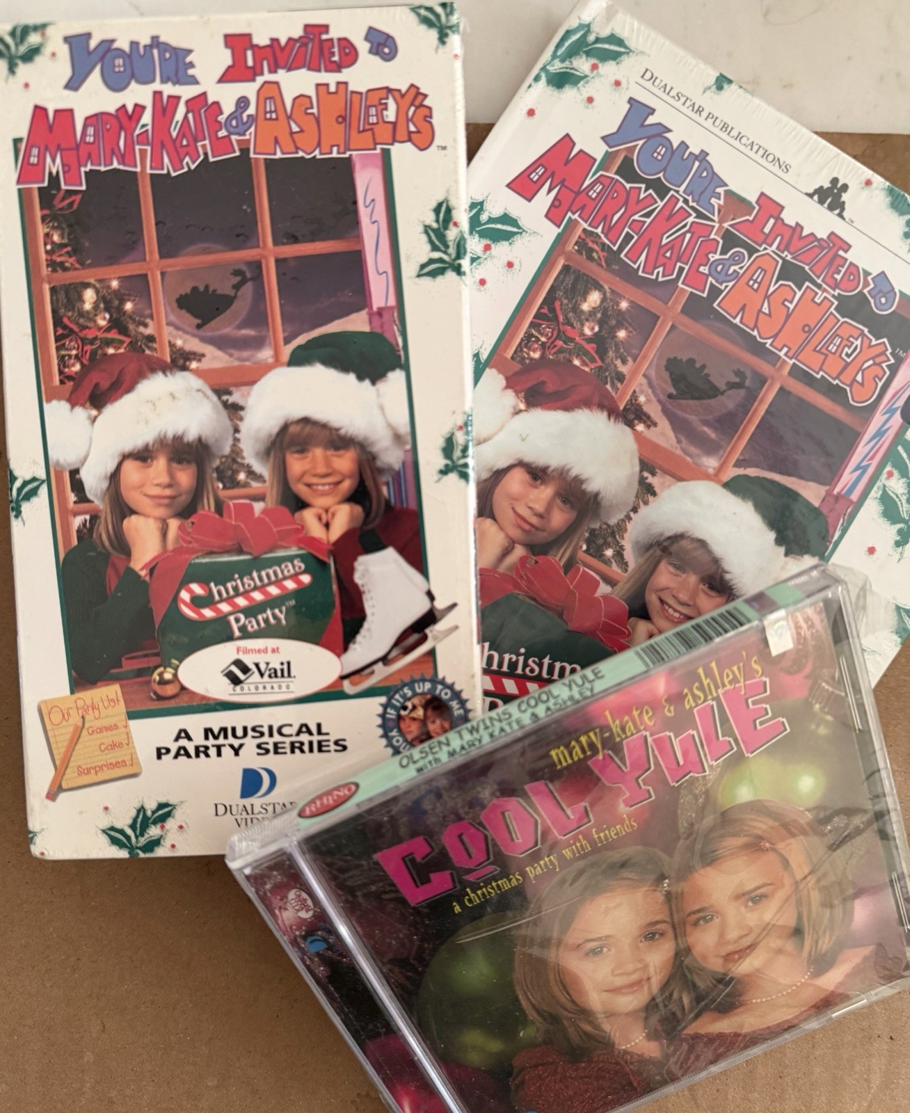 Rare Vintage Mary-Kate And Ashley 90s Christmas Book, VHS And CD..