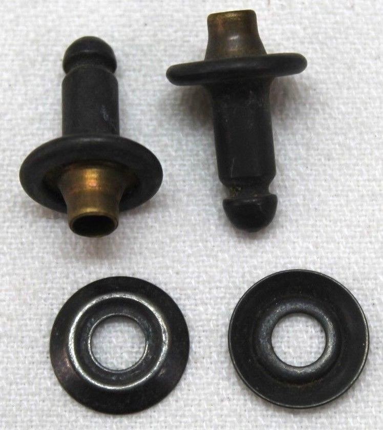US WWII Lift a Dot extra long male stud post and ring 4pcs set E599 US WWII Lift a Dot extra long male stud post and ring 4pcs set E599