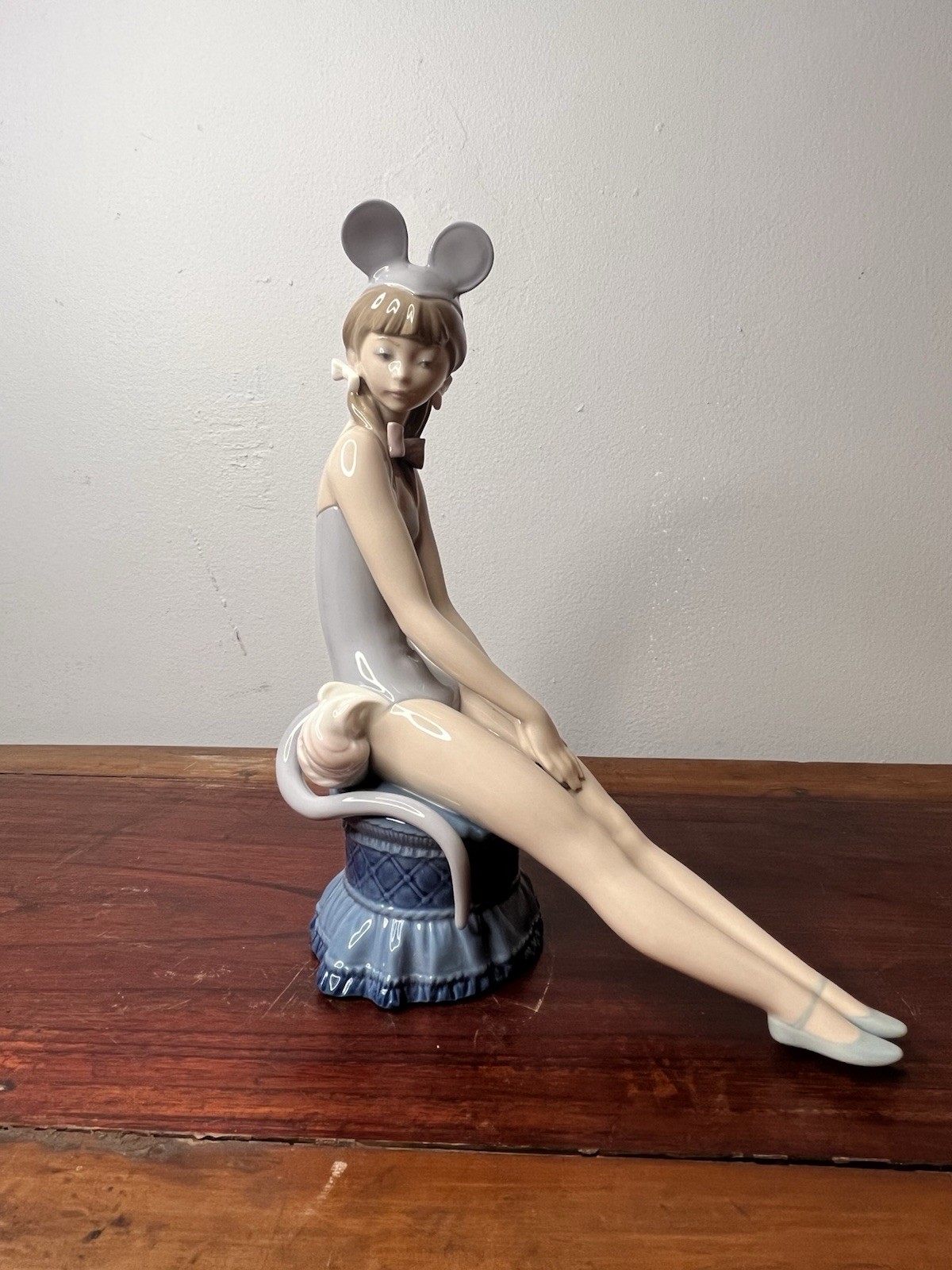 Lladro Mindy Mouse Figure Spanish Harder To Find Retired Girl w/Mouse Ears 1983