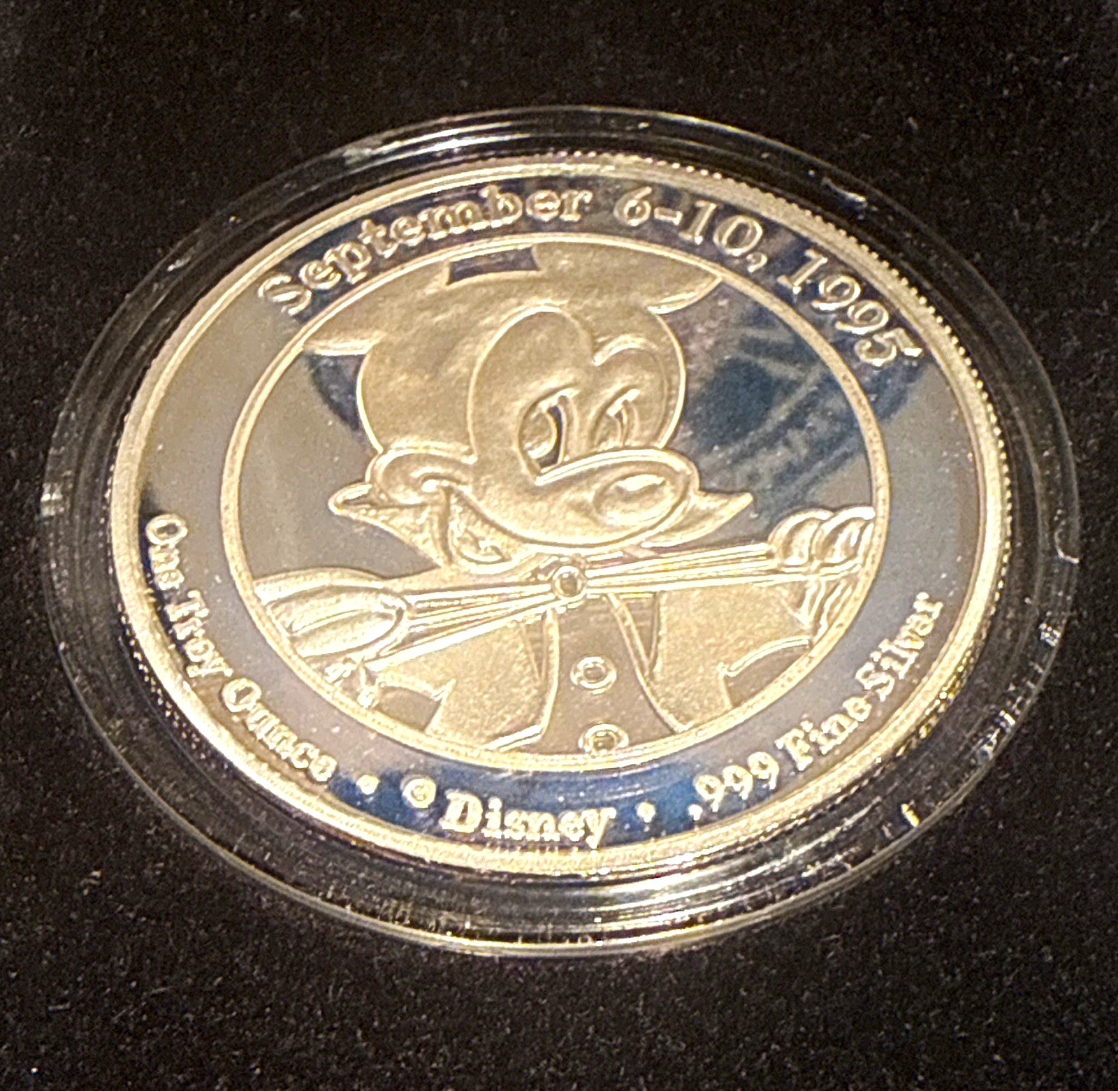Disney Official Disneyana Convention 1995 Walt Disney World Mickey Mouse Coin