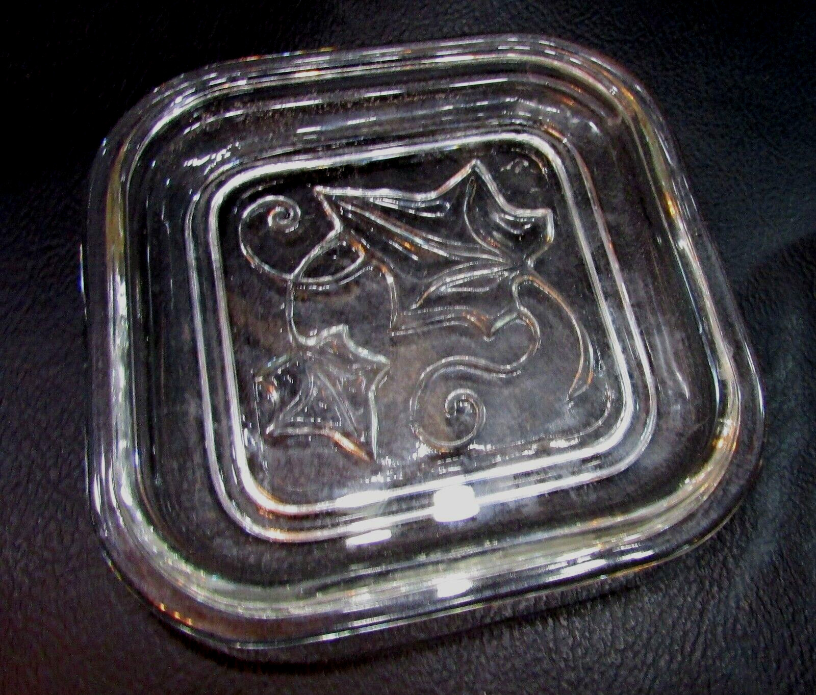 Vintage 40s Clear Glass Covered Refrigerator Dish Fridgie Vine Leaf Embossed 4x4