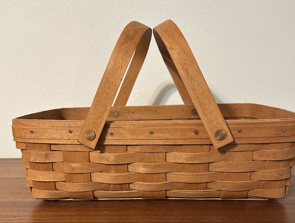 Longaberger Two Handle Basket 1992 Longaberger Two Handle Basket 1992