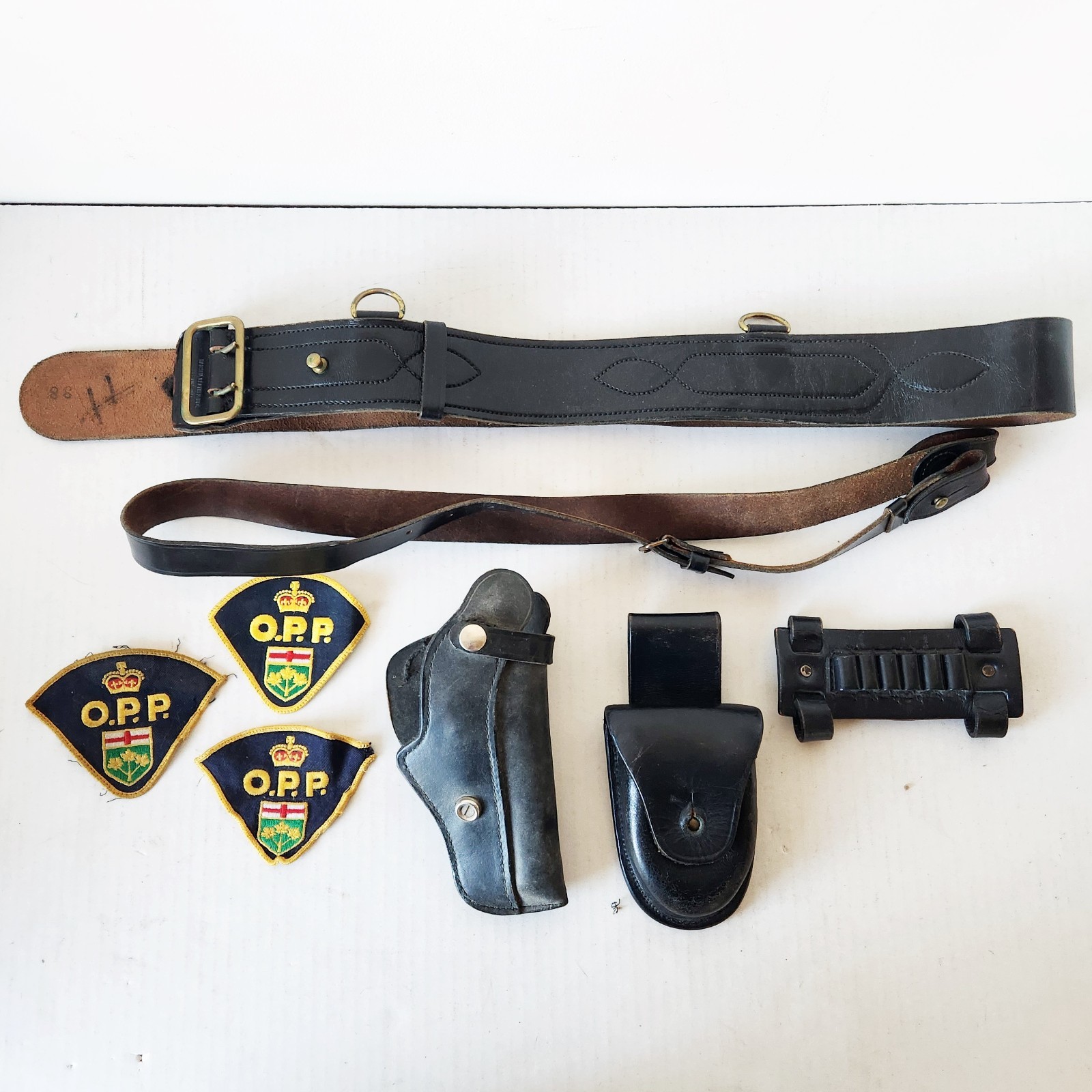 Vintage OPP Ontario Provincial Police Leather Sam Browne Belt Holster Patches ++