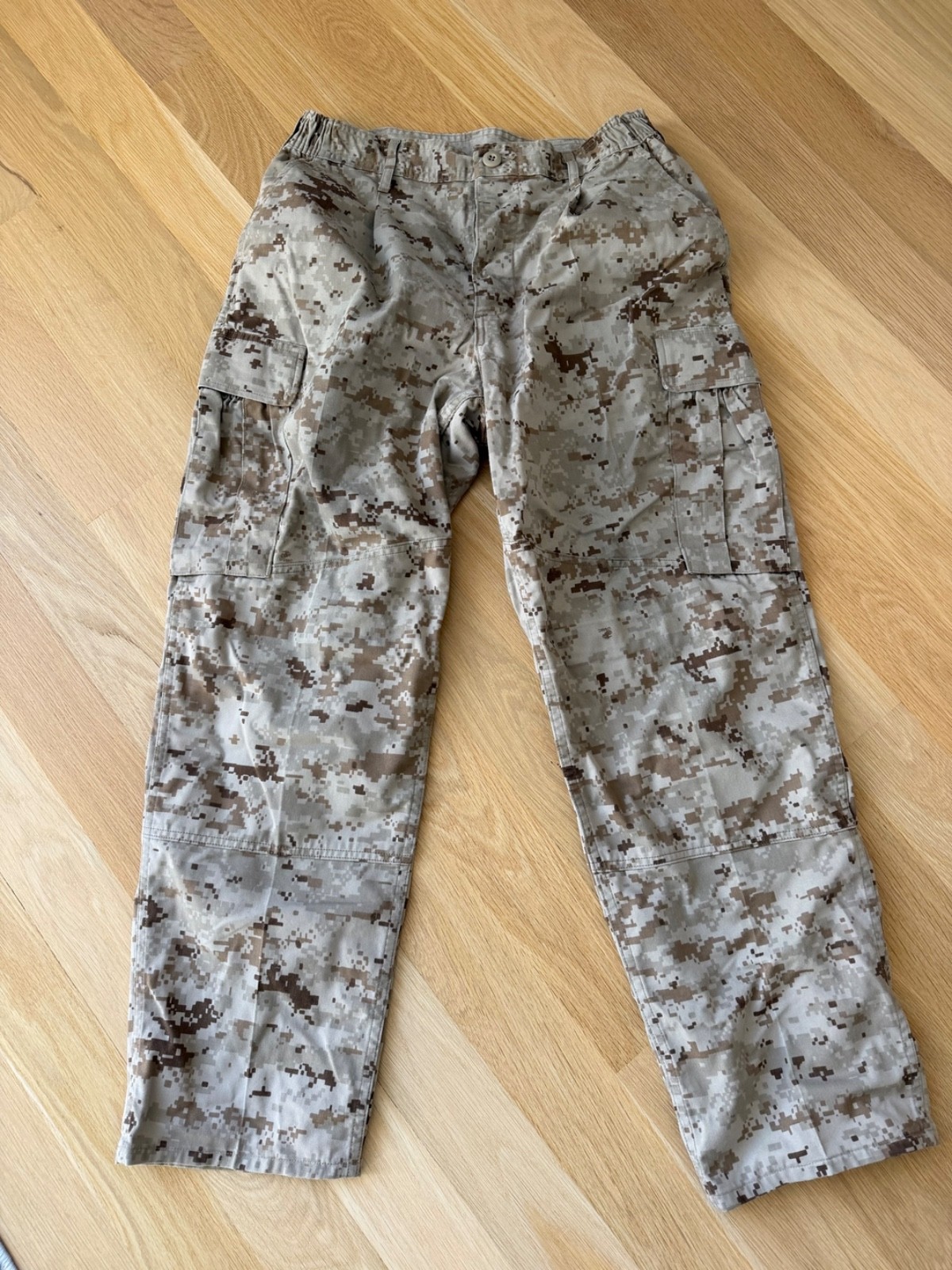Vintage Men's USMC MARPAT trousers size Medium Short