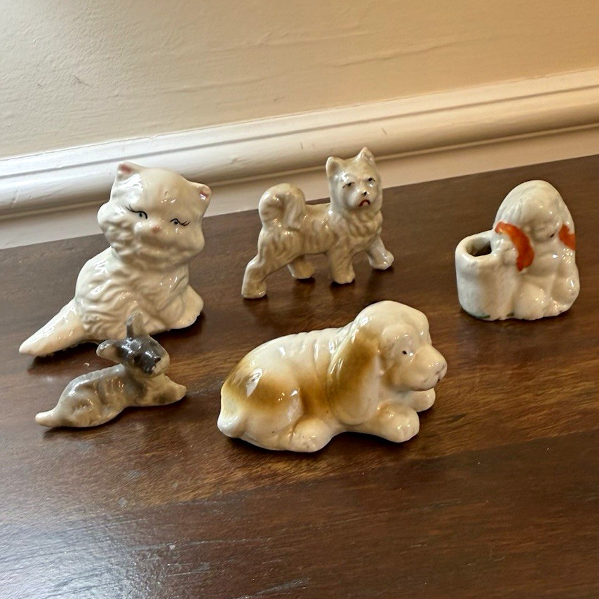 Lot of 5 Mini Ceramic Dog and cat Figurines, Non-Breed Specific, Made in China Lot of 5 Mini Ceramic Dog and cat Figurines, Non-Breed Specific, Made in China