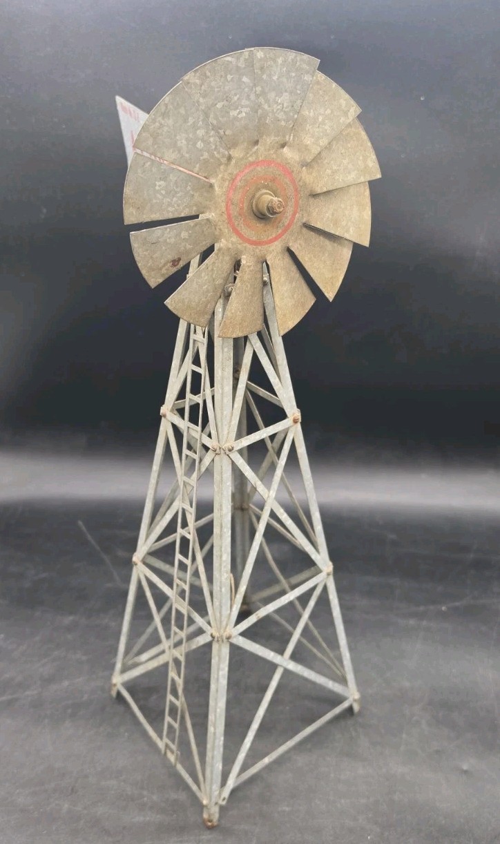 Nice Vintage Aero MFG Co. Lincoln Nebrasca  Miniature Windmill Galvanized 17