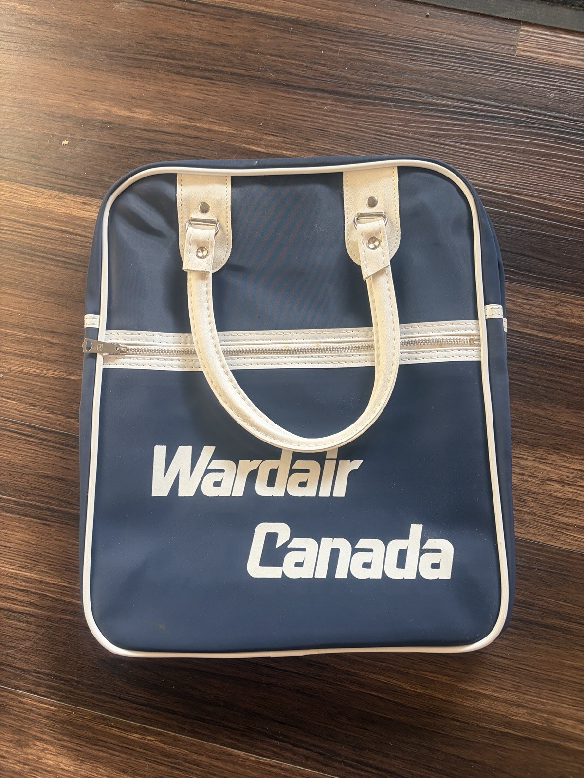 Vintage 1970\'s  WARDAIR Airlines LTD Carry On Travel Tote Bag Blue / White