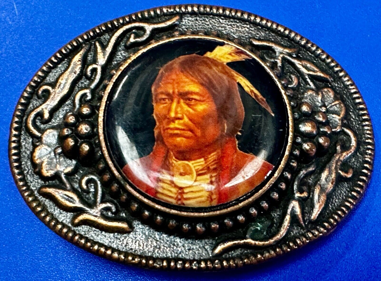 Native American Indian Chief - Round Centerpiece Western Vintage Belt Buckle