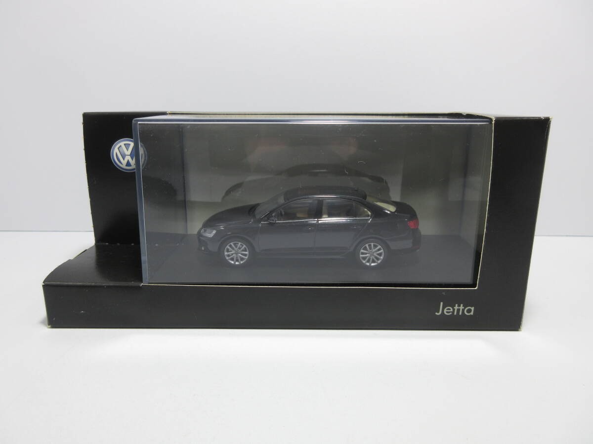 Volkswagen Jetta 6th Gen 1/43 Mini Car Black Genuine Model -used 14Y+ JAPAN