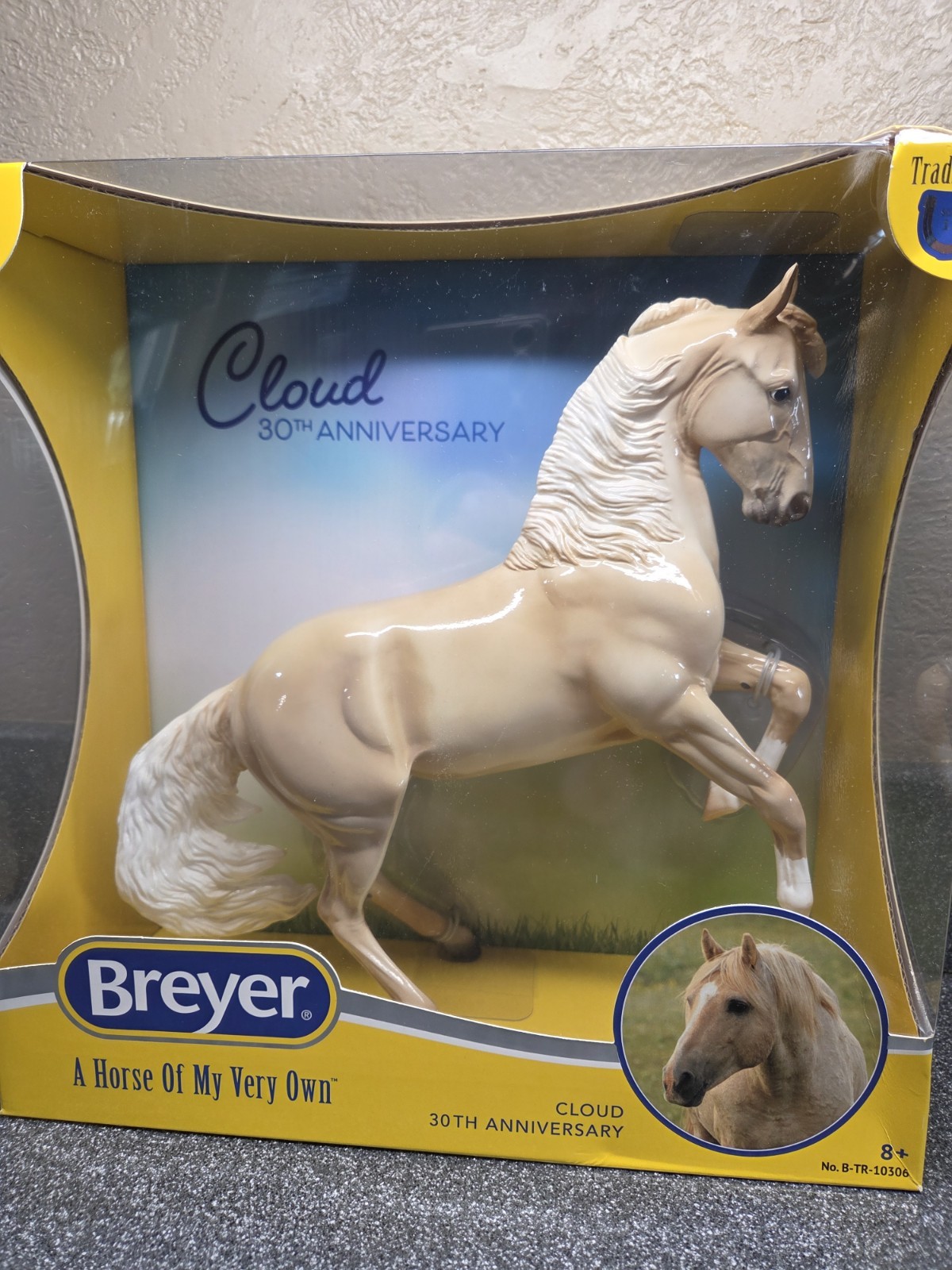 Breyer * Glossy Cloud * CCA 2026 Collector Club Traditional Model Horse