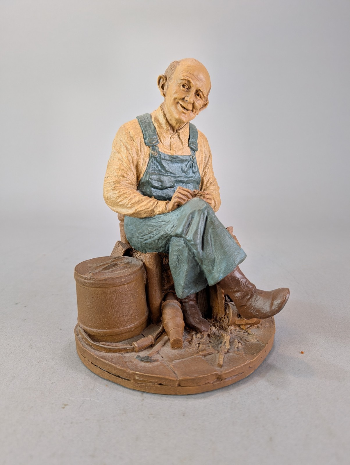 Vintage 1985 Tom Clark Uncle Whit Woodcarver Figurine