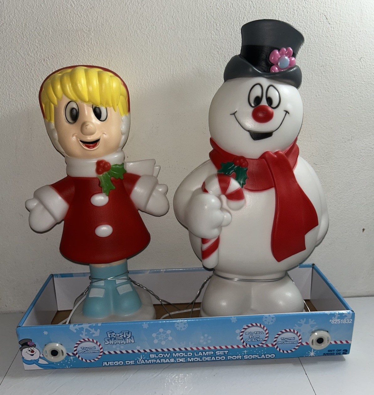 Lowe's 2026 Frosty The Snowman And Karen Blow Mold Pair 12 Inch Holiday Living