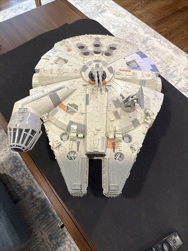 Vintage Star Wars 1995 Millennium Falcon Power Of The Force Collectible
