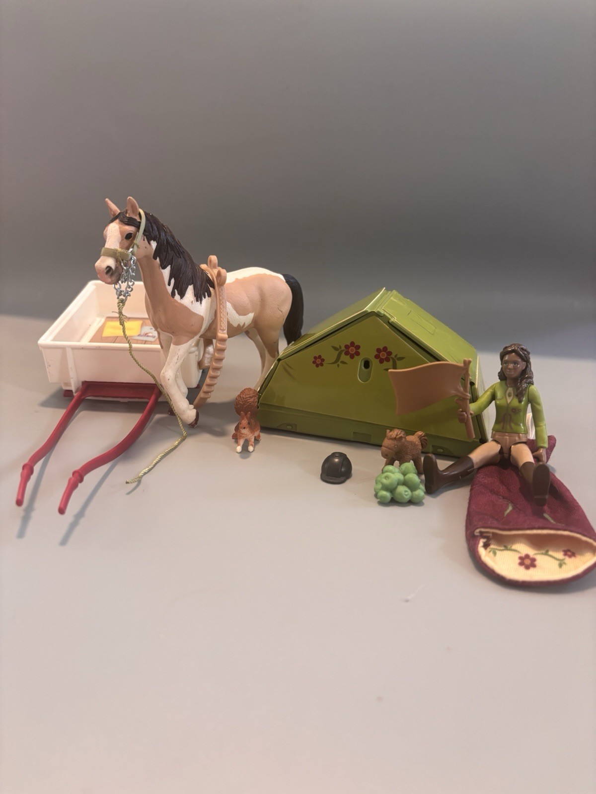 Schleich Horse Club SARAH'S CAMPING ADVENTURE Playset #42533 Schleich Horse Club SARAH'S CAMPING ADVENTURE Playset #42533
