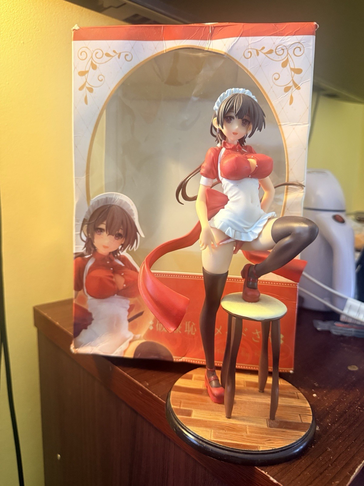 Shameless Maid with Stool Prop SKYTUBE 1/6 Scale Figure Original Box Japan Shameless Maid with Stool Prop SKYTUBE 1/6 Scale Figure Original Box Japan