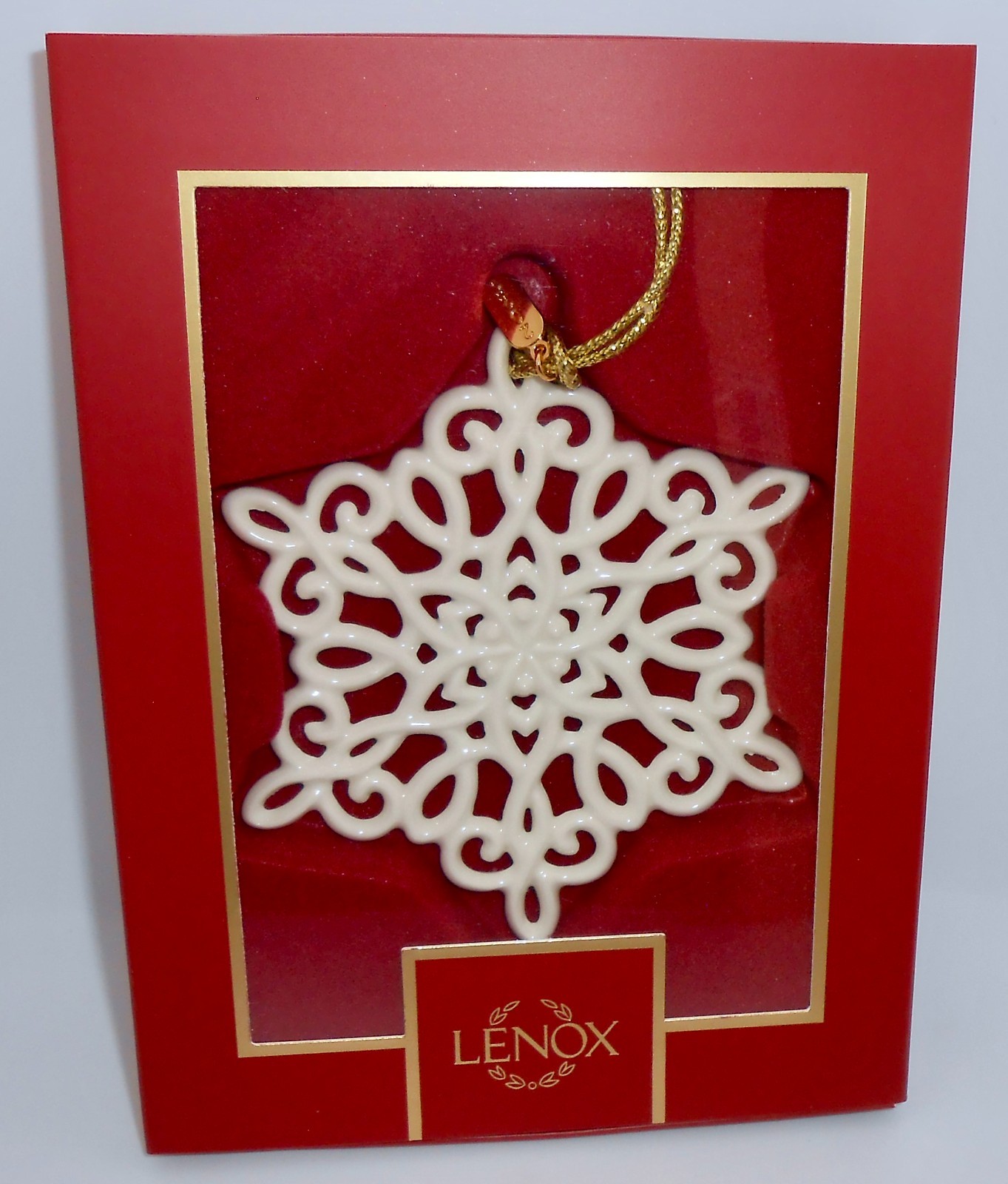 LENOX 2025 SNOW FANTASIES Snowflake Porcelain Christmas Ornament H66