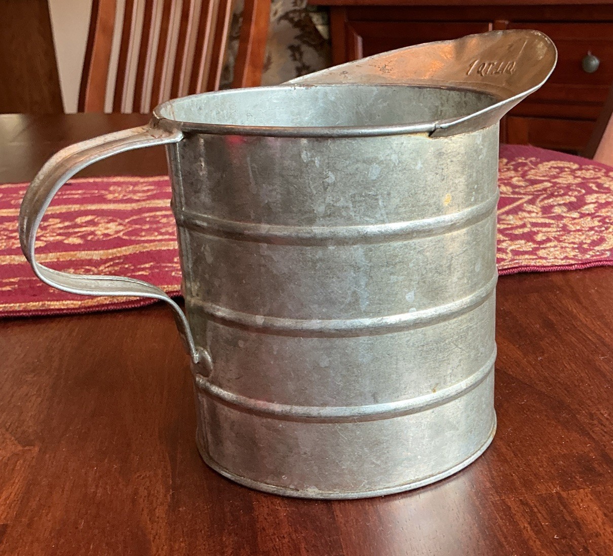 VTG Aluminum/Tin? 1 Quart Pitcher Rustic Farmhouse Decor 5” Tall