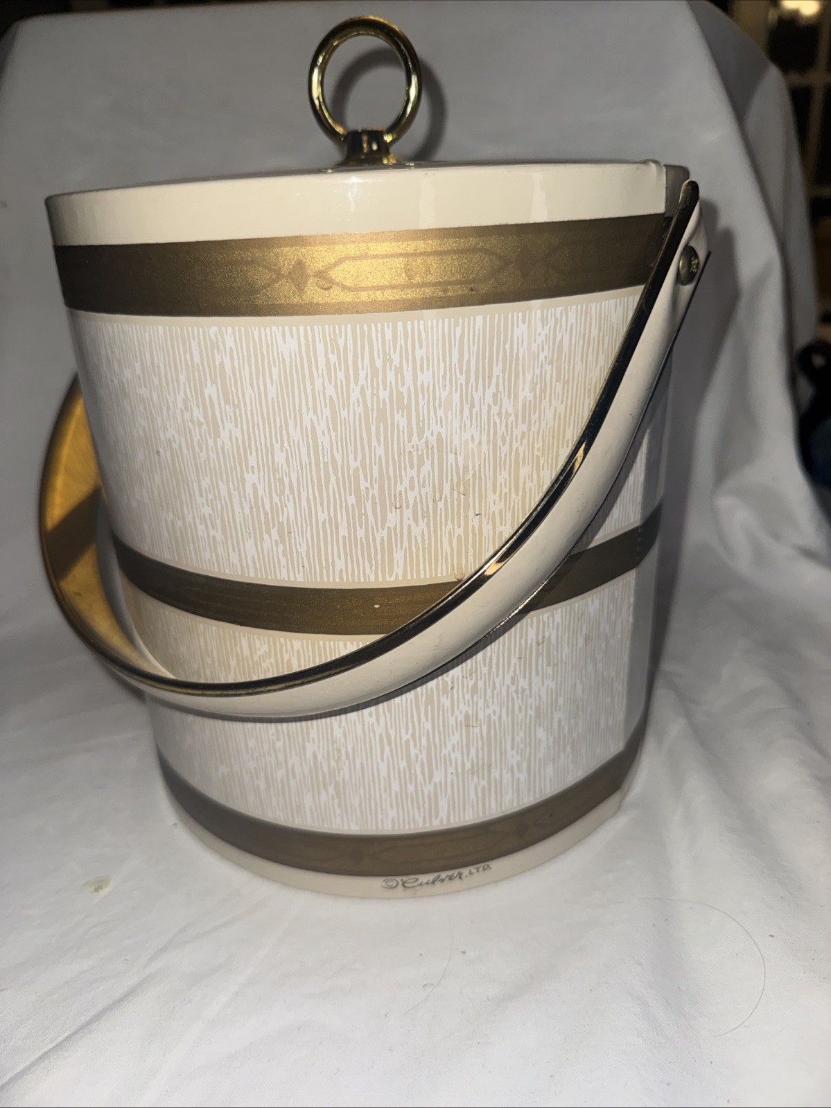 Vintage Culver, LTD MCM Ice Bucket Cream Woodgrain & Gold Vinyl Bar Ware Vintage Culver, LTD MCM Ice Bucket Cream Woodgrain & Gold Vinyl Bar Ware