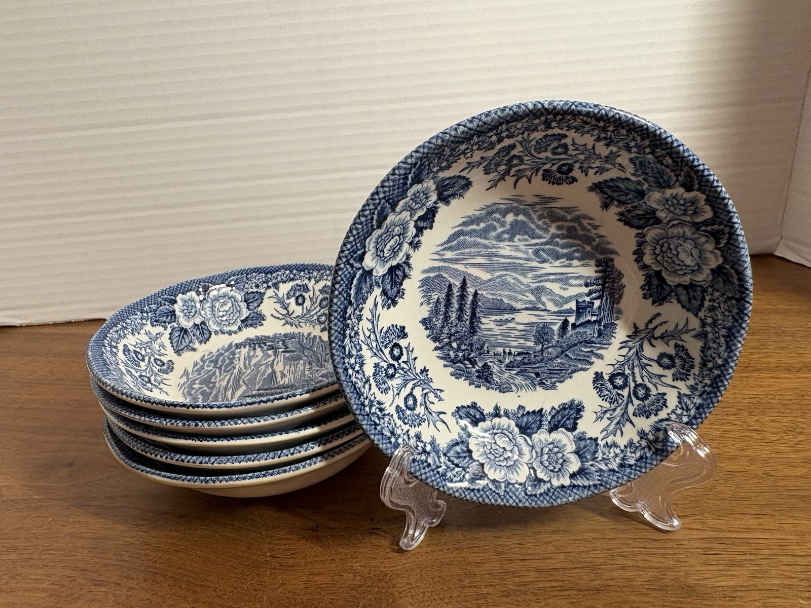 6 - Vintage Royal Warwick Lochs of Scotland \