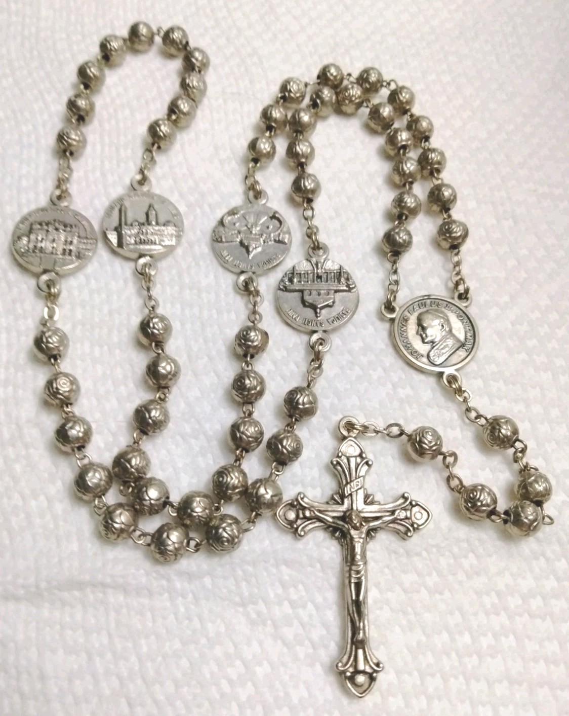Pope Johannes Paulus II Pont Max Benedict XVI Rose Rosary Silver Tone Basilicas Pope Johannes Paulus II Pont Max Benedict XVI Rose Rosary Silver Tone Basilicas