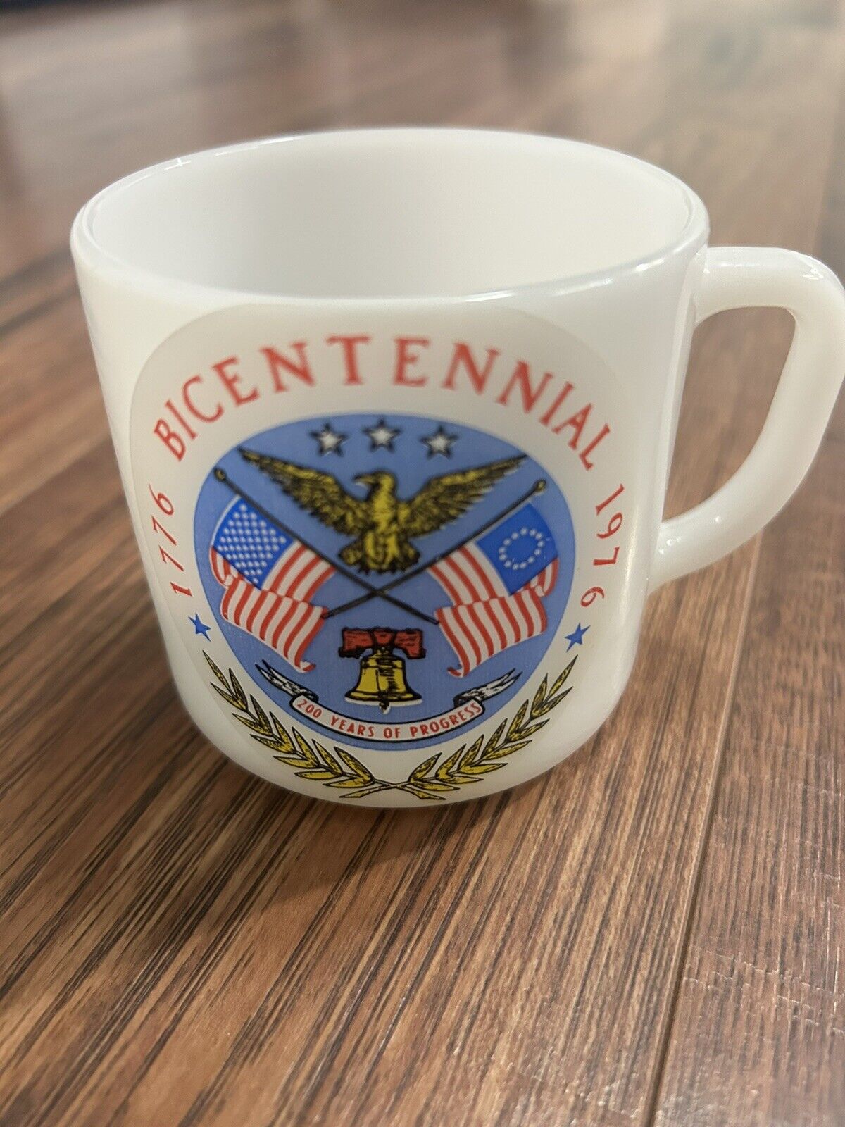 Vintage Federal Glass Company Milk Glass Bicentennial Commemorative Coffee Mug 