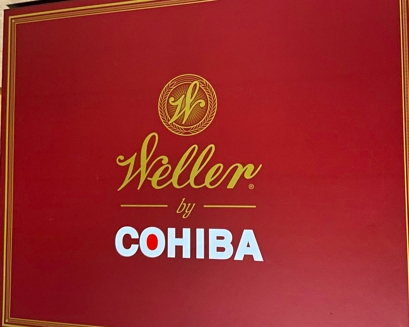 Cohiba X Weller Cigar HUMIDOR Box Set w/ 4 COHIBA CIGARS & 2 COHIBA GLASSES Cohiba X Weller Cigar HUMIDOR Box Set w/ 4 COHIBA CIGARS & 2 COHIBA GLASSES