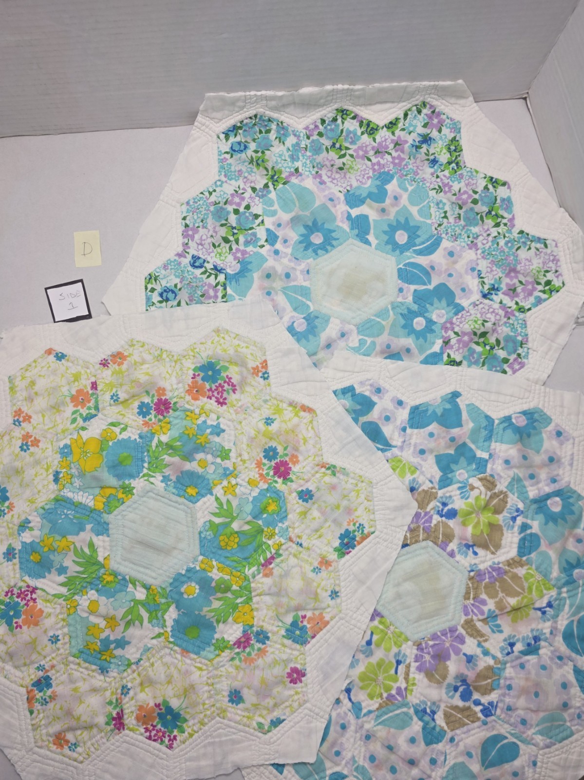 Vintage Reversible Hexie Blocks Flowers 60s 70s 19\