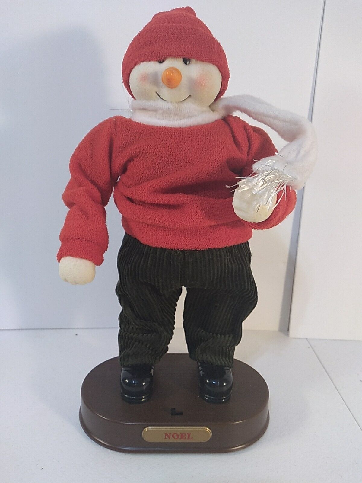 Snowman  Dancing And Sing Frost The Snowman 13 Inches Tall Red Hat And Sweater 