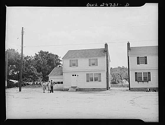 Photo:Point Pleasant West Virginia Fergusen House 1930s Front View