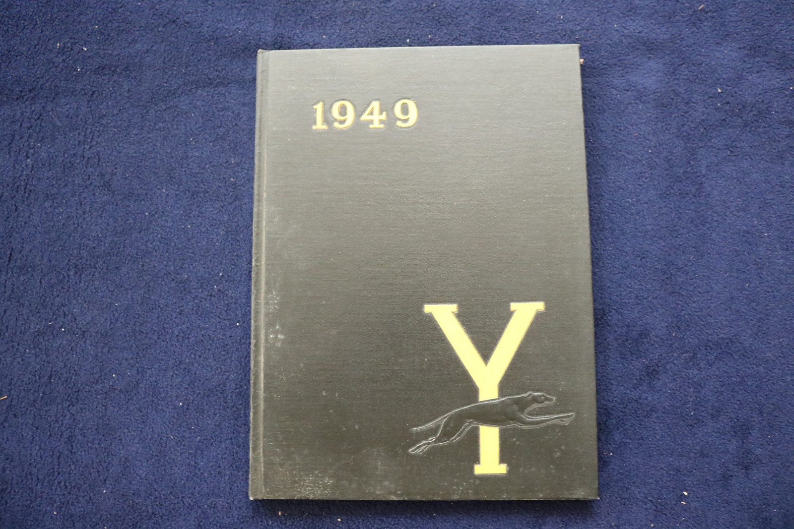 1949 THE GREYHOUND YANKTON COLLEGE YEARBOOK - YANKTON, SOUTH DAKOTA - YB 3604 1949 THE GREYHOUND YANKTON COLLEGE YEARBOOK - YANKTON, SOUTH DAKOTA - YB 3604