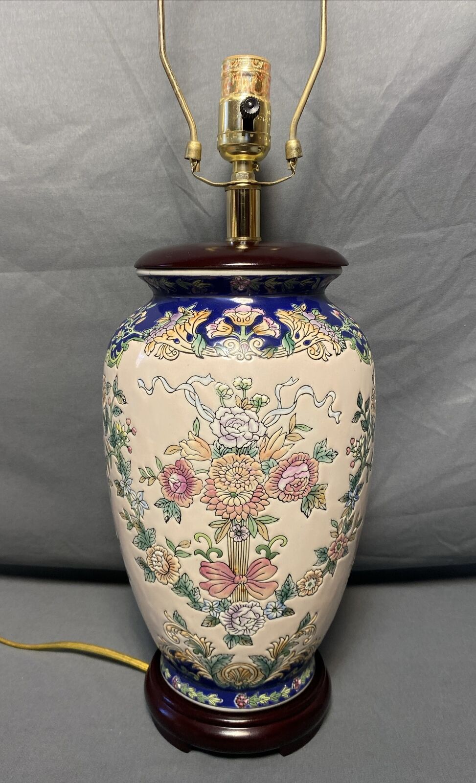 Vintage Chinoiserie Enamel Ceramic Ginger Jar Vase Table Lamp Flowers Ribbon