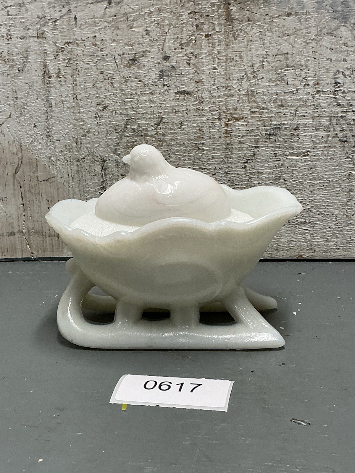 Antique RARE Westmoreland Hen On A Sleigh Milk Glass 1920’s Hard To Find 🔥