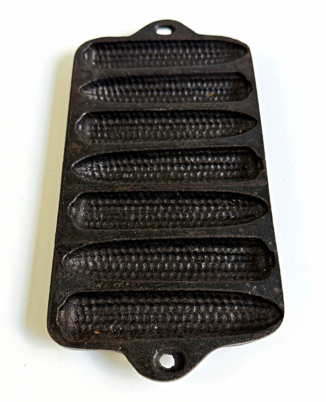 Vtg Miniature Unmarked Cast Iron 7-Ear Corn Stick Pan Toy 8\