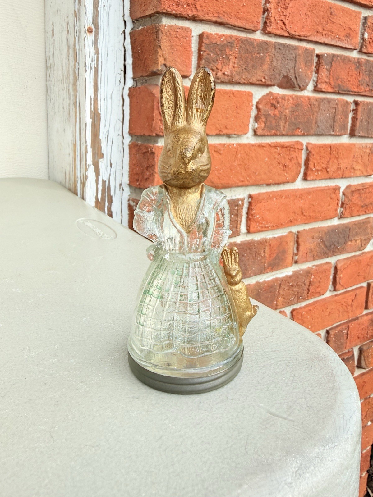 Rare Antique Victory Glass Avor Bunny Rabbit Candy Container 1920\'s Easter 1/2oz