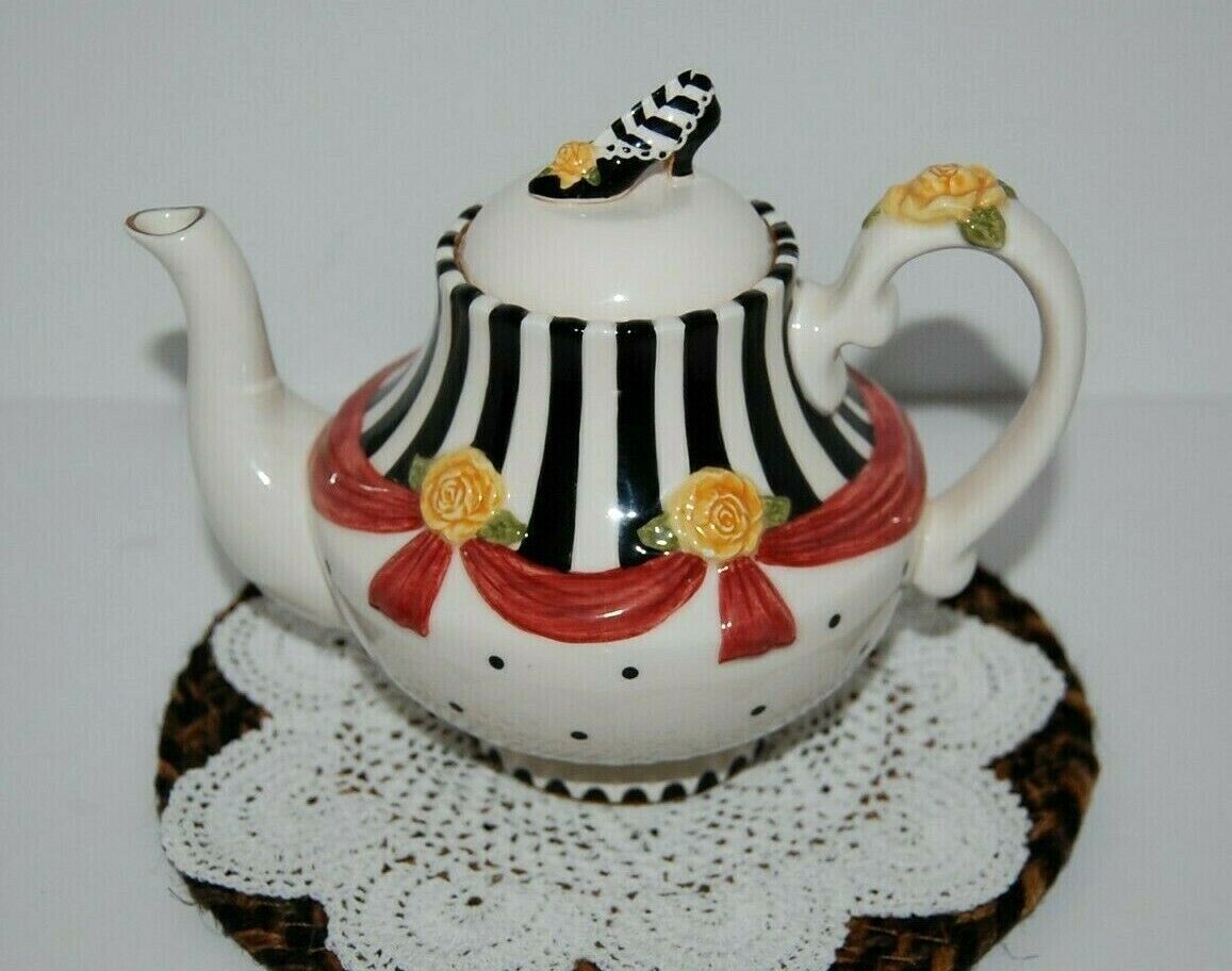 Sandy\'s Closet Laura Mini Teapot #18212 Dated 2001 Ceramic Floral Stripes 16oz