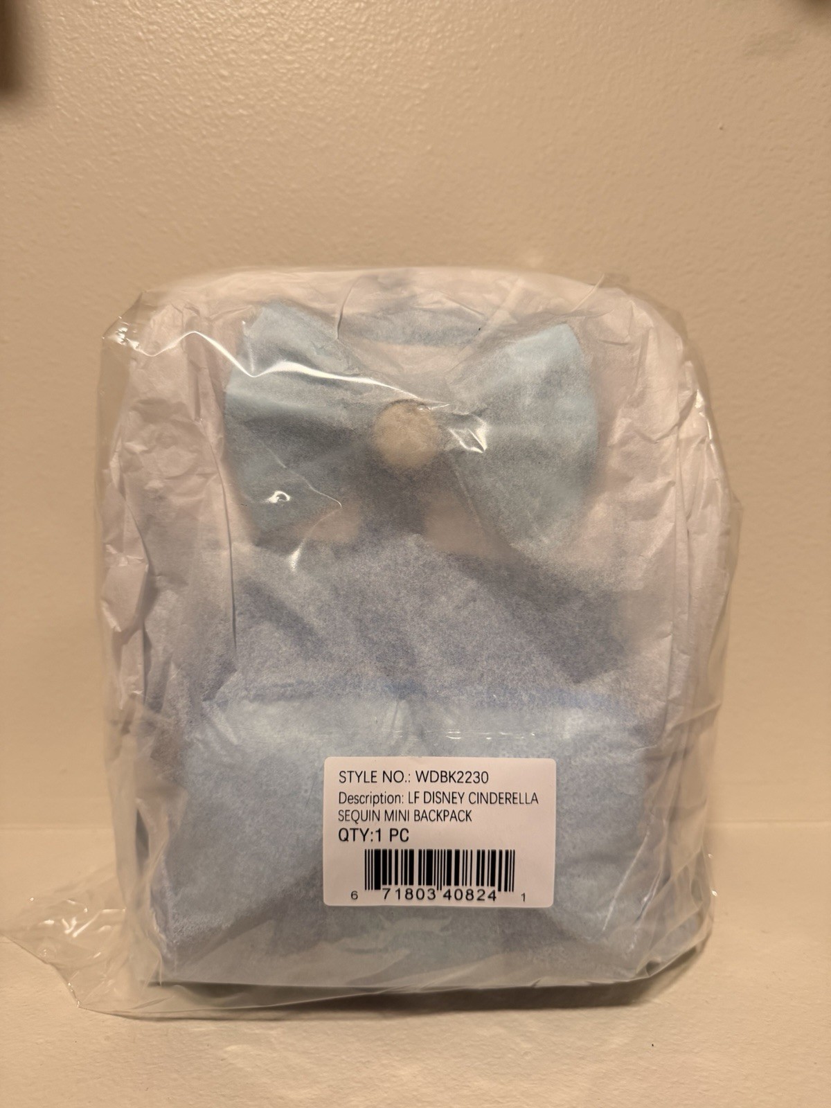 Loungefly Cinderella Exclusive Sequin Series Cosplay Mini Backpack SEALED Loungefly Cinderella Exclusive Sequin Series Cosplay Mini Backpack SEALED