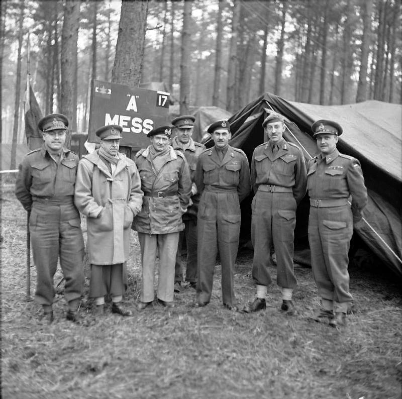 WWII B&W Photo British General Montgomery  WW2 World War Two England / 1043