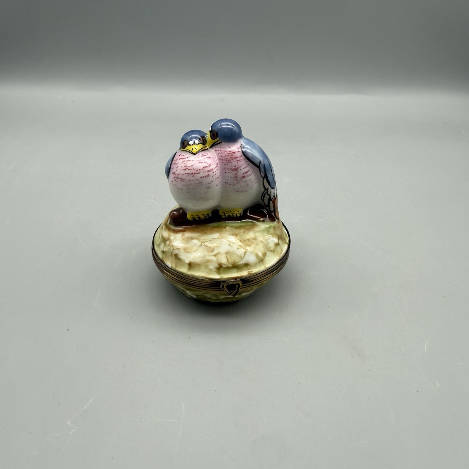 Beautiful Vintage Limoges Love Birds with Eggs Paint Mein Trinket Box Beautiful Vintage Limoges Love Birds with Eggs Paint Mein Trinket Box