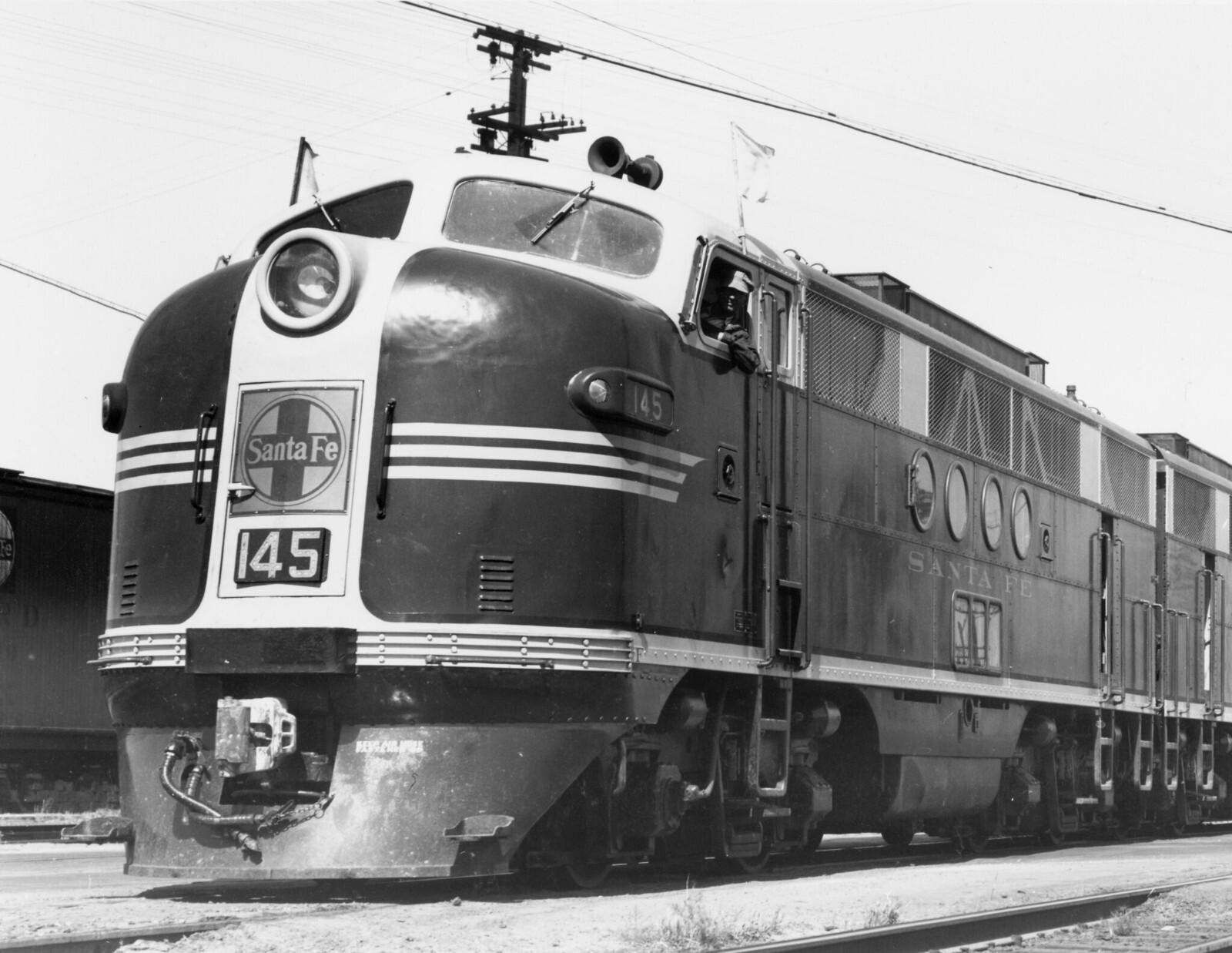 ATSF EMD FT 145 5 x 7 Photo