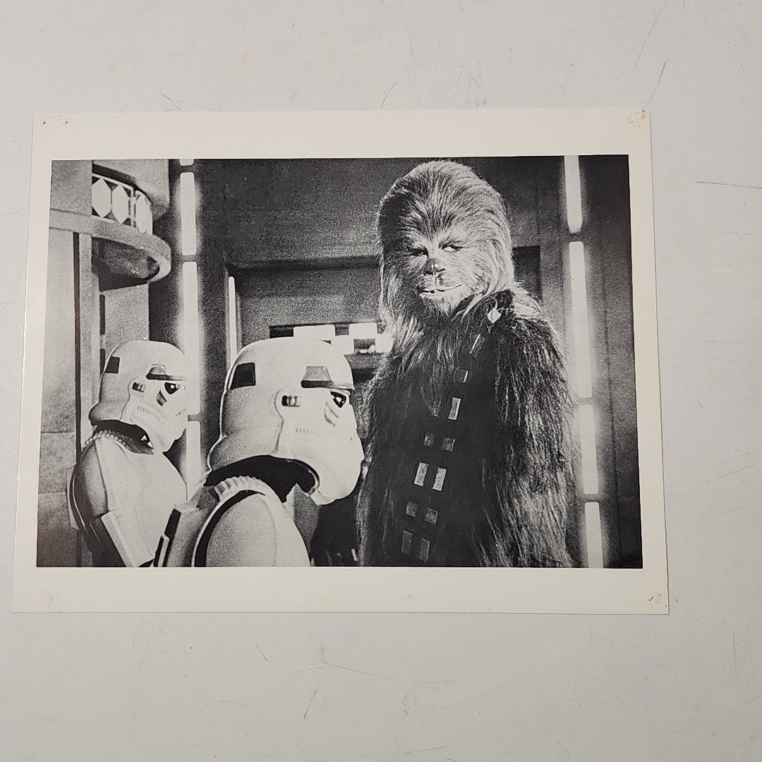 Star Wars 1977 Press Production Photo Chewbacca Stormtroopers 8x10 Black White Star Wars 1977 Press Production Photo Chewbacca Stormtroopers 8x10 Black White