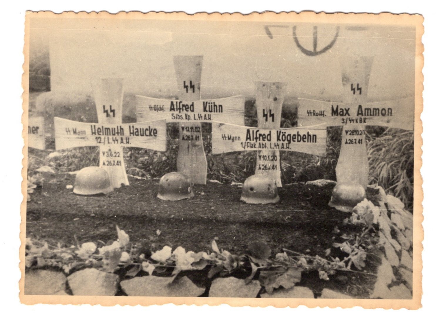 1941 WWII German Waffen-SS LSSAH Leibstandarte Graves : Photo Buzowka