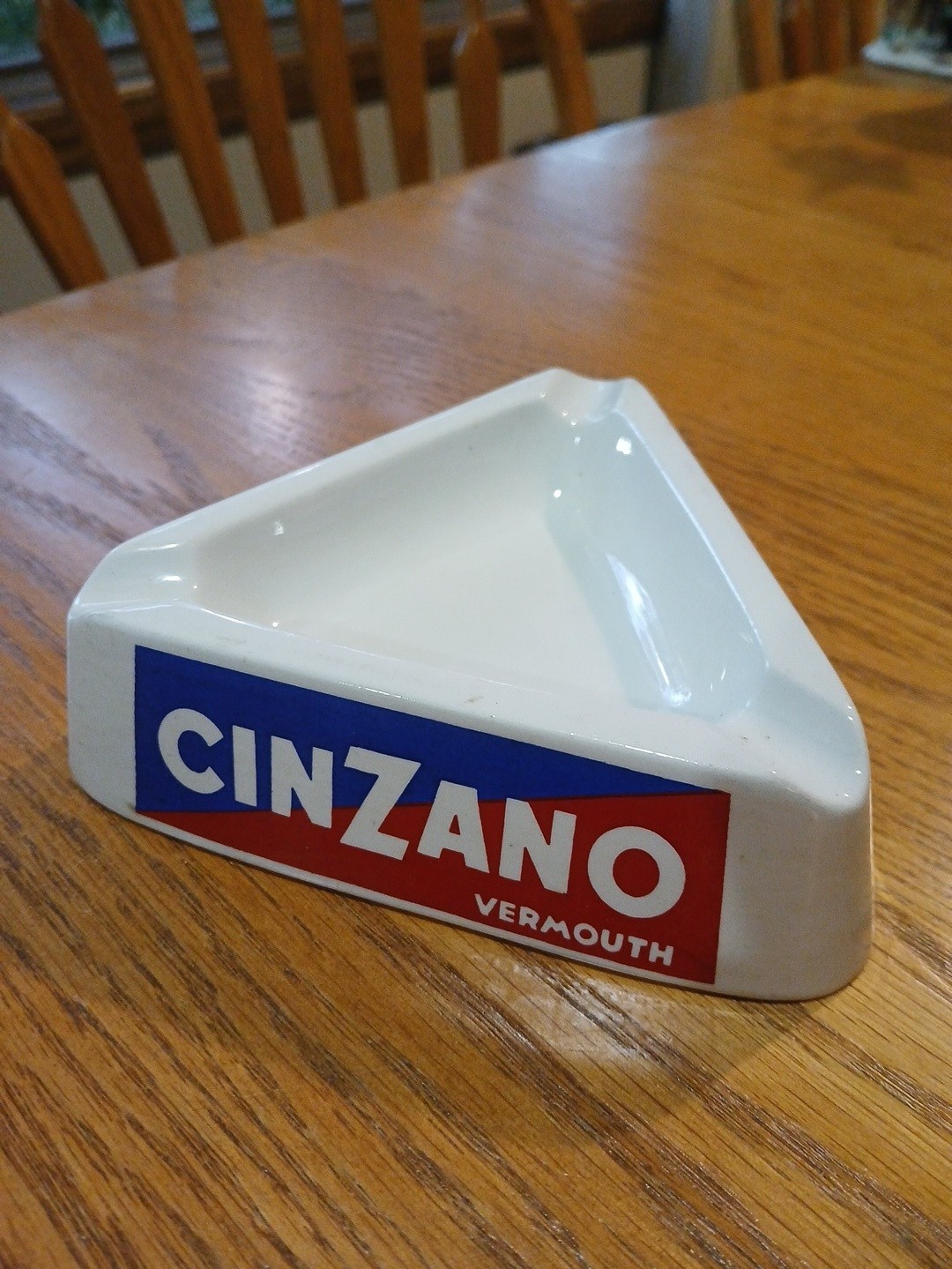 Vintage CINZANO Ceramic Triangular Ashtray 5 3/8” Made in Italy Richard Ginori 